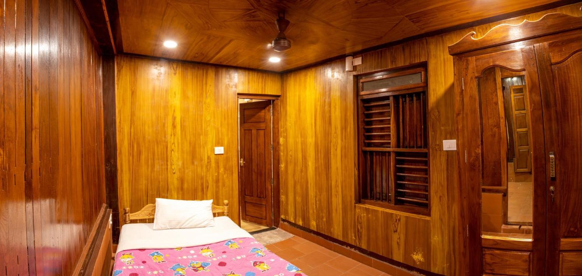 Kalpavanam Heritage Resort Thekkady Zimmer foto
