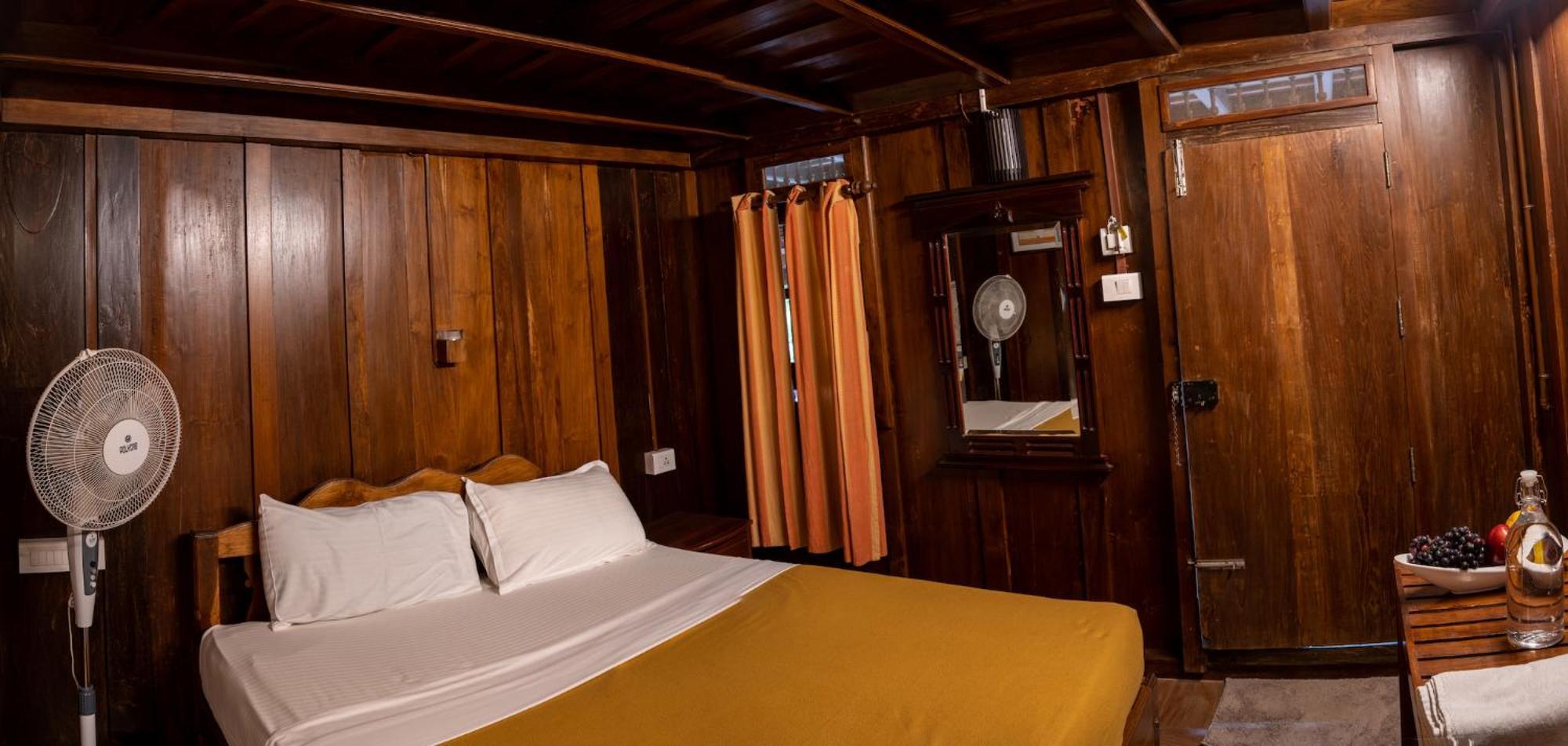 Kalpavanam Heritage Resort Thekkady Zimmer foto