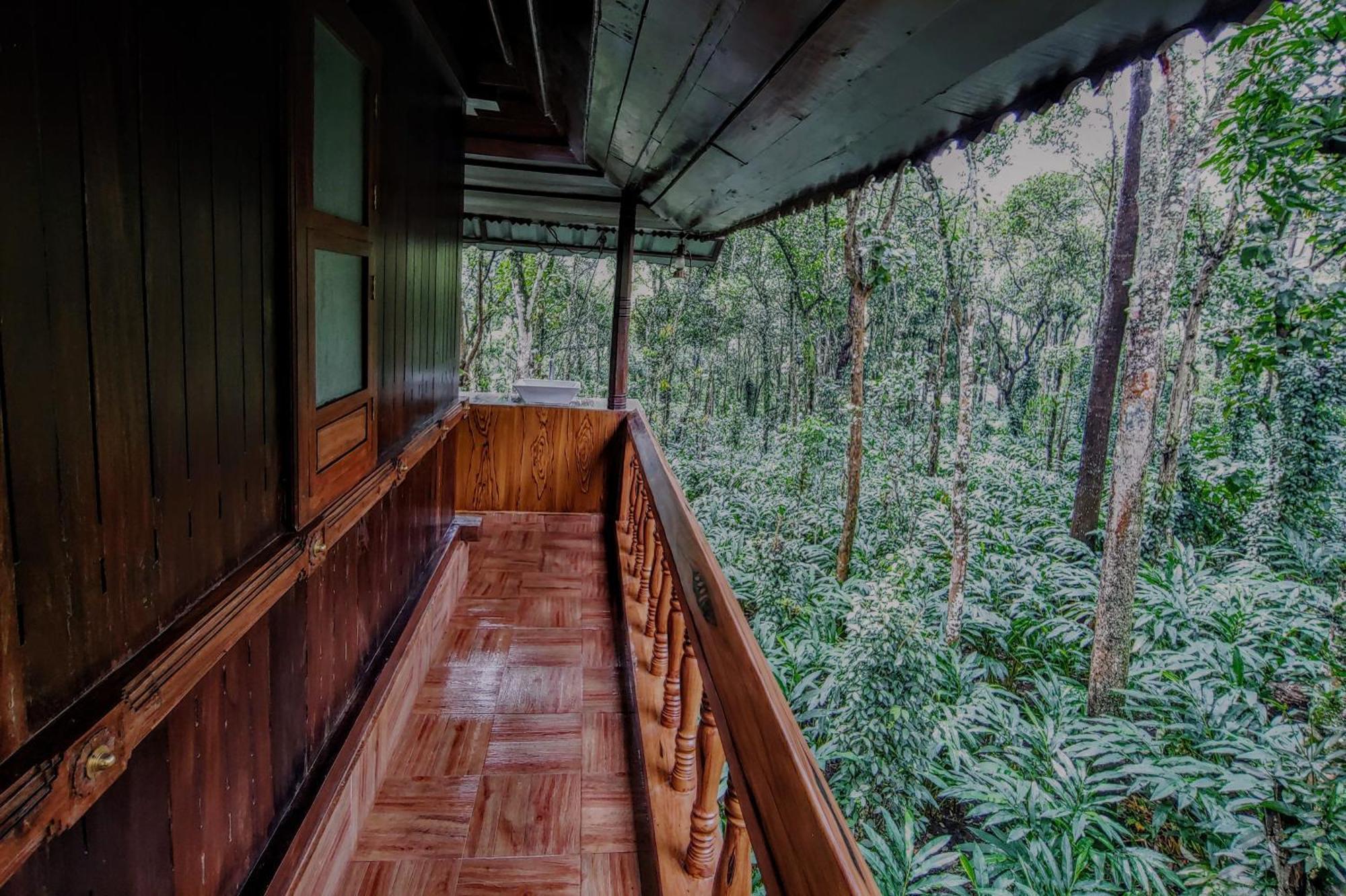 Kalpavanam Heritage Resort Thekkady Zimmer foto